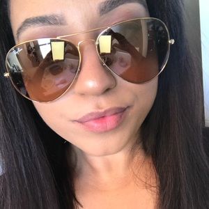 Ray ban rose gold aviators